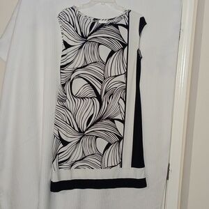 Donna Morgan. Size 10, Black and White